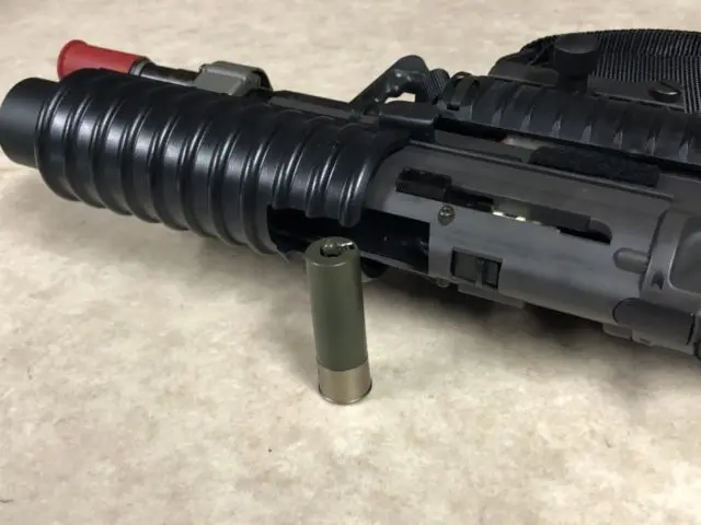 絶版品東京マルイ純正電動ガンM4RISフロント一式＋M203