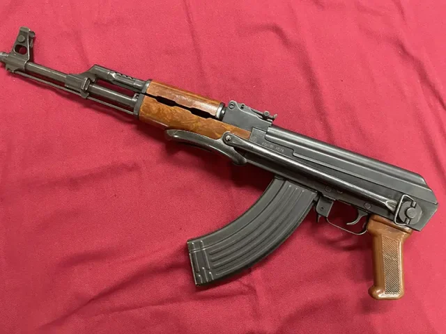 無可動実銃　AKS-47　ブルガリア軍用Akクローン　ストック収納