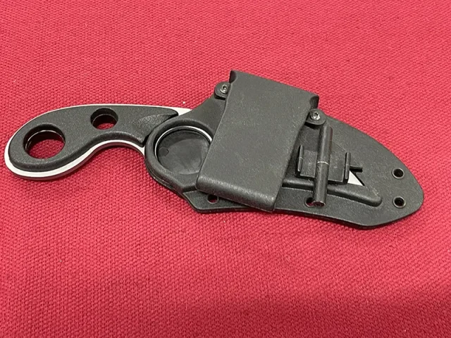 S&W バッジナイフ シルバー　シース