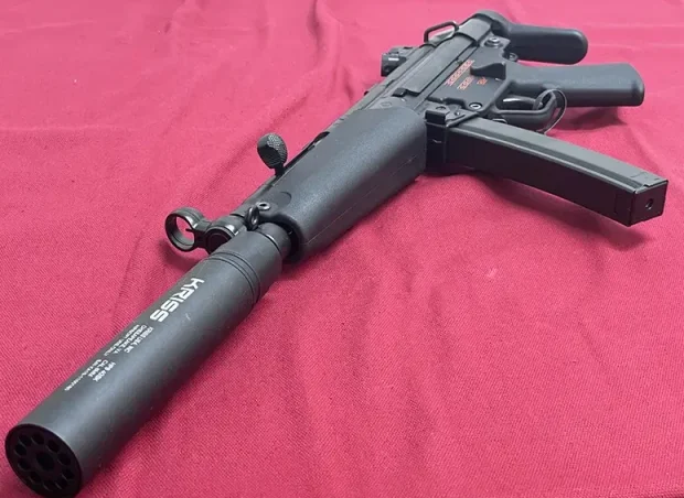 東京マルイ次世代電動ガンMP5A5　フロント