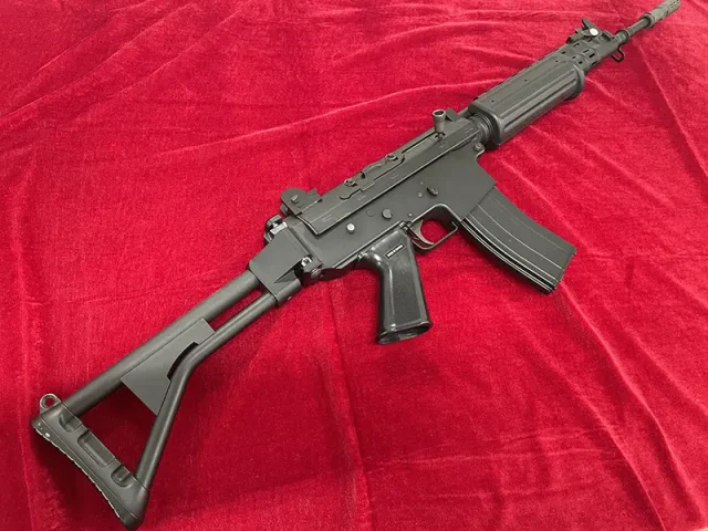 VFC FN　FNC　ガスブローバック　右側面後方
