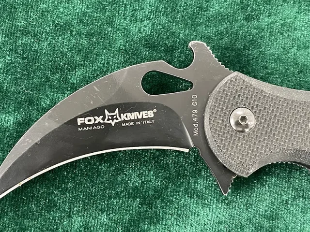 FOX NIVES Mod.479 G10 Karambit　ブレード