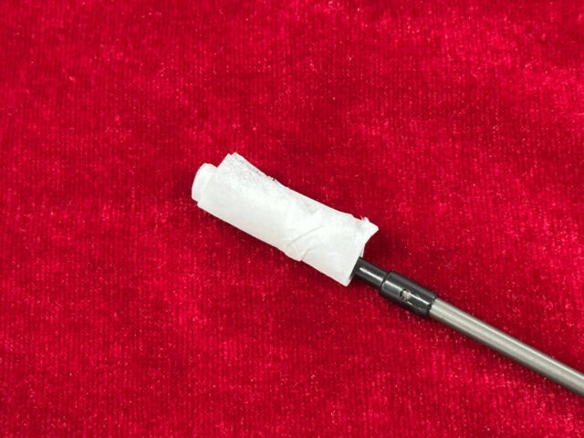 ティッシュを巻き付ける