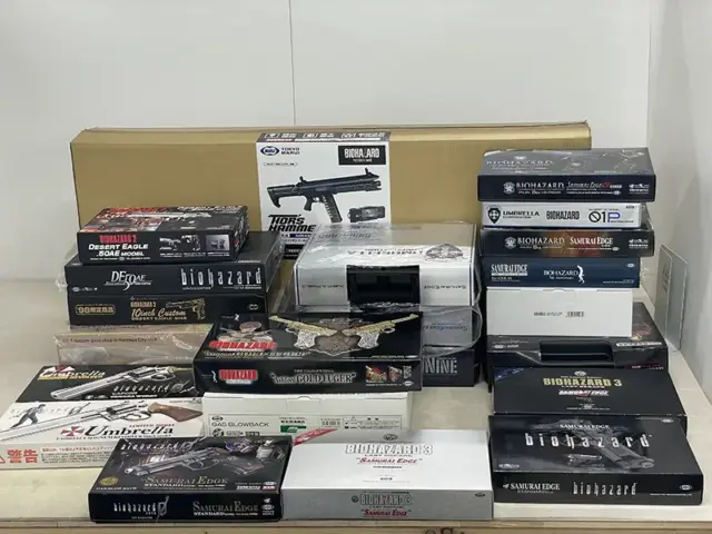 【宅配買取】茨城県古河市のエアガン・ガスガン買取実績｜東京マルイ/タナカワークス：バイオハザード限定品コレクション