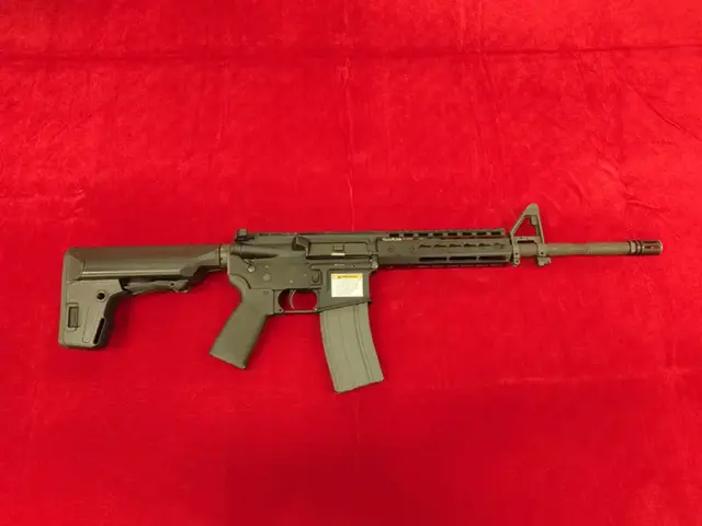 DAS M4A1カービン　右側面