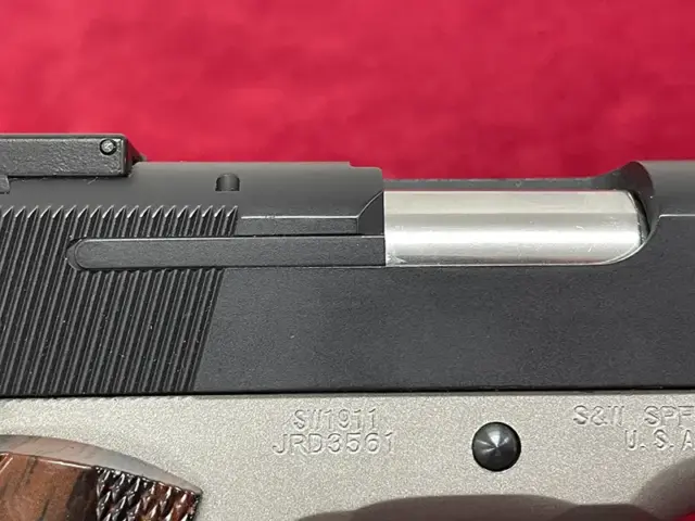 ウエスタンアームズ Smith & Wesson SW 1911 DOUG KOENIG　エキストラクター