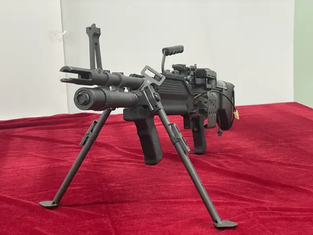 A&K M60・Mk43-Mod0 二脚２