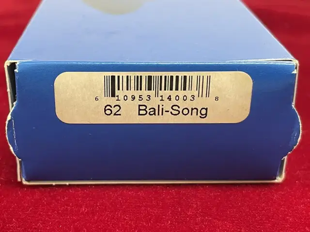 ベンチメイド 62 Bali-song パッケージ側面