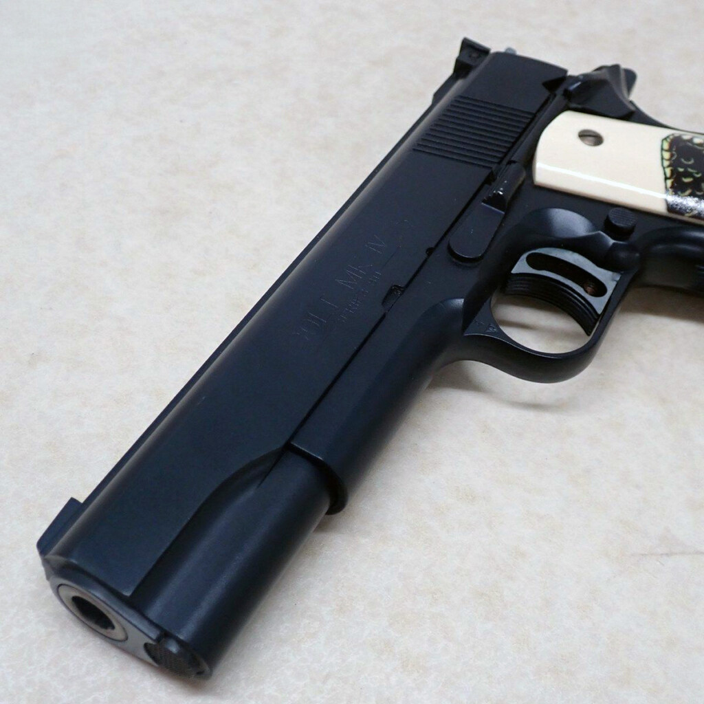 コルト ガバメント コブラ COBRA ロイヤルブルー 画像2