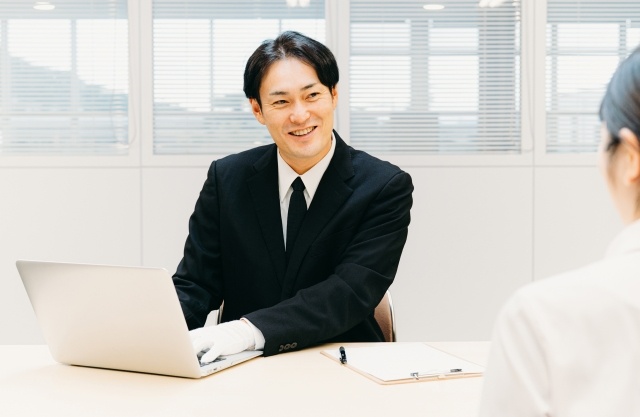 専門知識を持ったスタッフによる査定