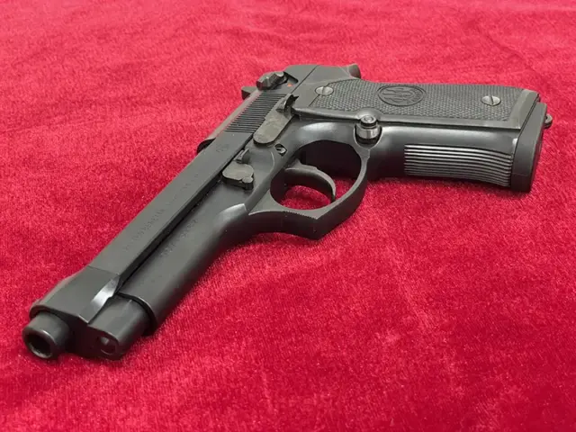 ベレッタM92FS ダイハード ガンブラックver.