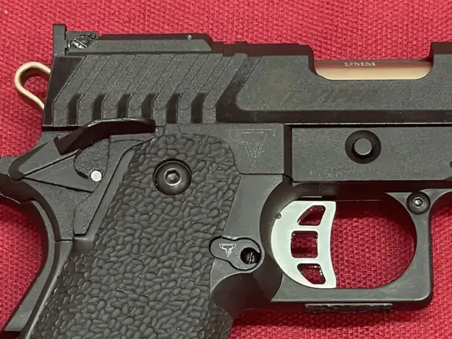  BATON BT-PIT VIPER CO2GBB　トリガー周辺