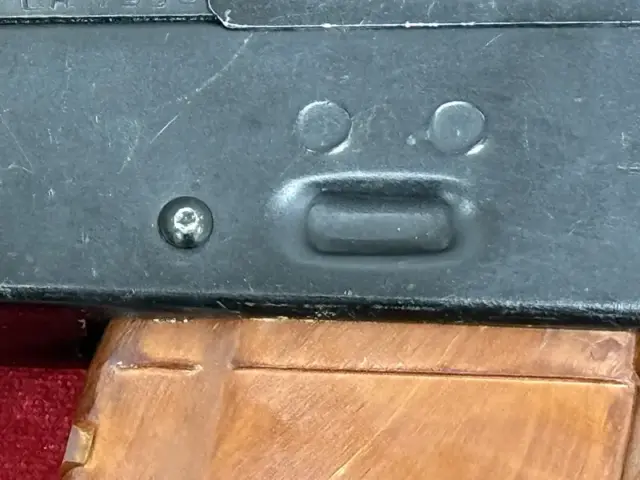 AKM 無可動実銃　プレス部