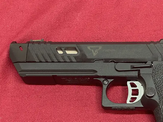  BATON BT-PIT VIPER CO2GBB　前半分
