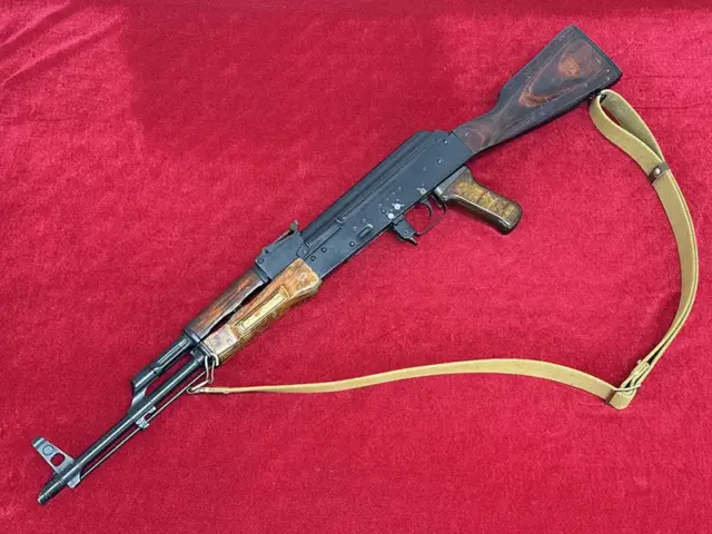AKM 無可動実銃　全体