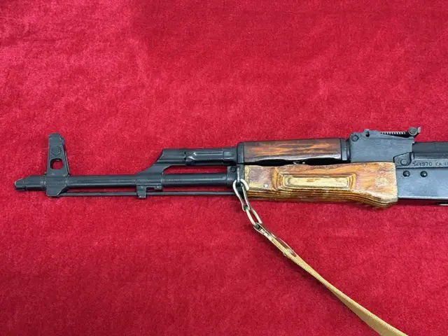 AKM 無可動実銃　ラグ