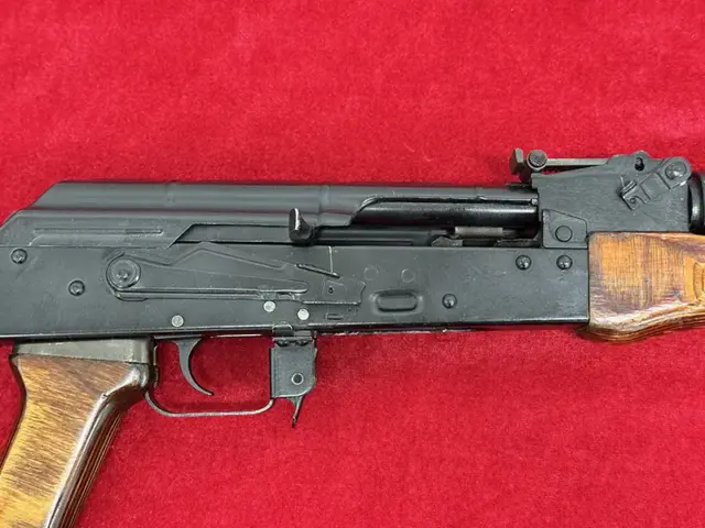 AKM 無可動実銃　ボルトキャリア