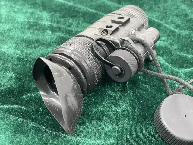 ナイトビジョン MUM MINI-14　接眼レンズ側