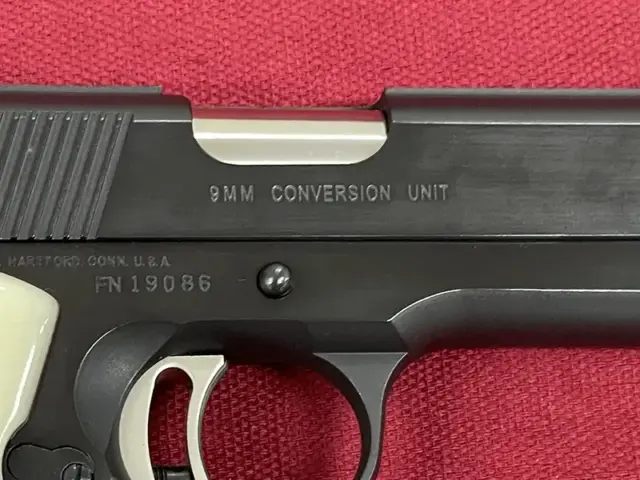 マリオン・コブレッティ モデル　9mm　刻印