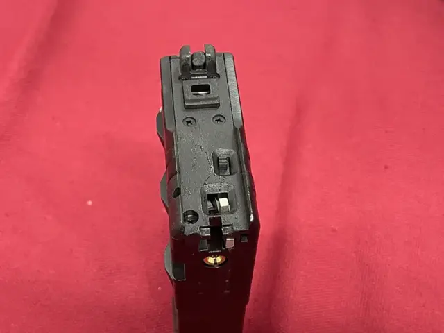 ガスブローバックVFC/UMAREX H&K PSG1 マガジン上面