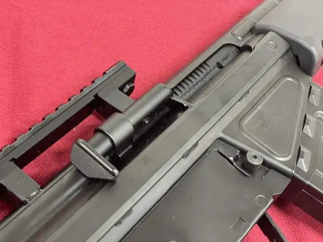 ガスブローバックVFC/UMAREX H&K PSG1 エジェクションポート閉じ