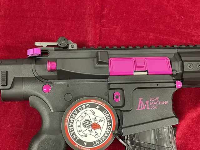 G&G×41PX 『LOVE MACHINE556』機関部右側面