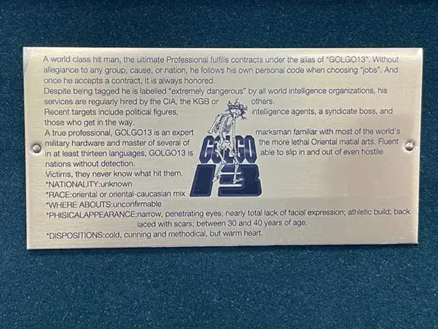 S&W M-10 GOLGO 13 DAVE ARMAMENT COMPANY仕様 ボックス内プレート