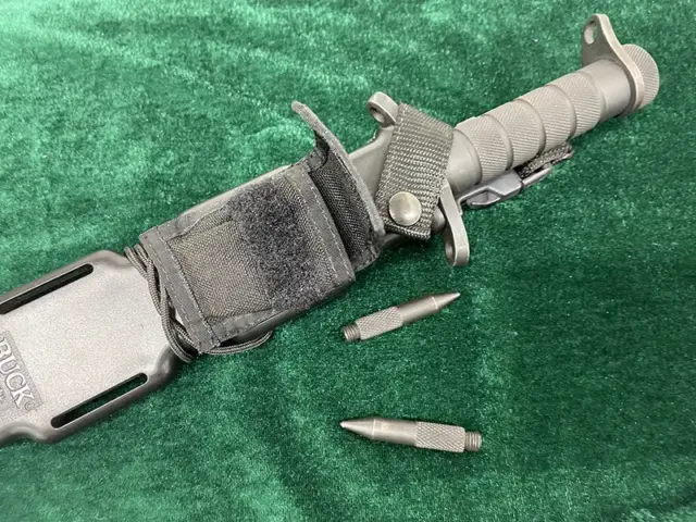BUCK社 BUCKMASTER184 アンカーピンポケット