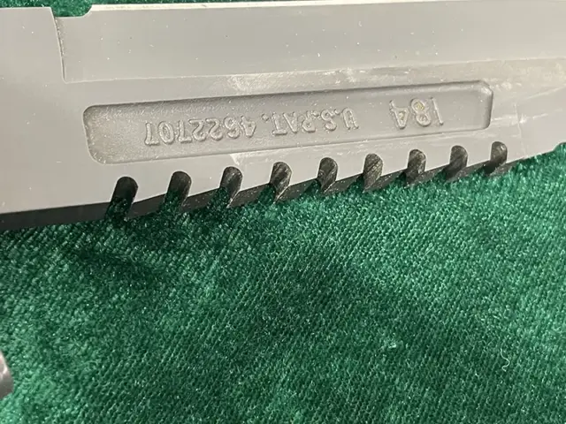 BUCK社 BUCKMASTER184 　鋸刃