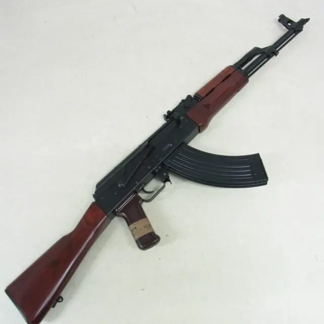 AKM | くれいも屋