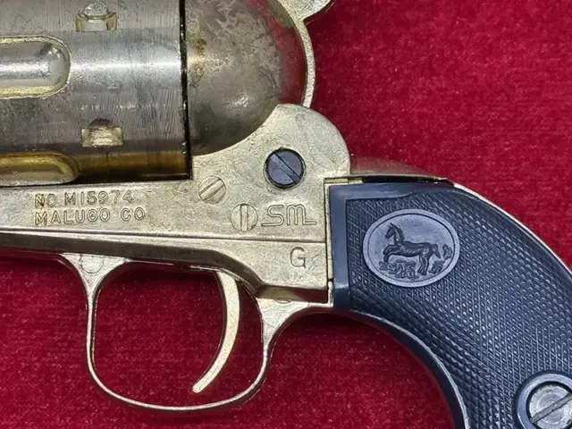 マルゴーパイソン4インチ刻印 裏