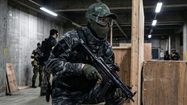 インドアフィールド