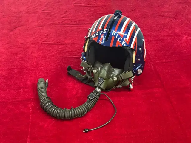 トップガン マーヴェリック ヘルメット