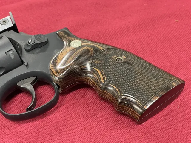 MGC M586パワーカスタム 木製グリップ