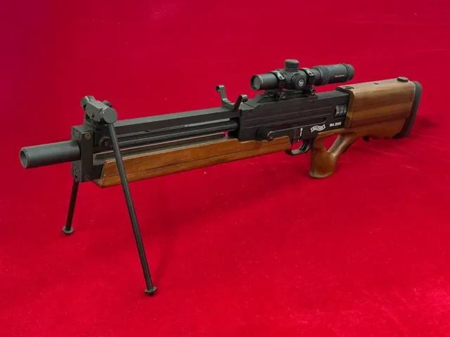 アレス WA2000 バイポッド展開