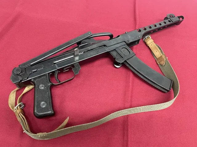 無可動実銃PPS-43右側面