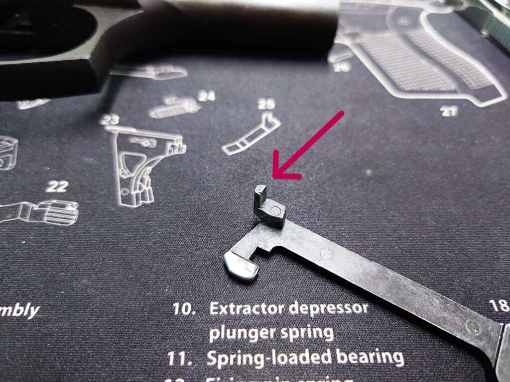 M9 ドルフィン トリガーバー 近影