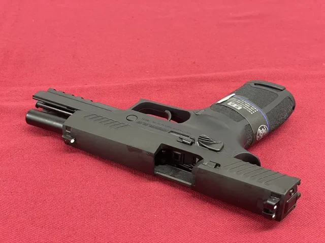 東京マルイ P320 フルサイズ ホールドオープン