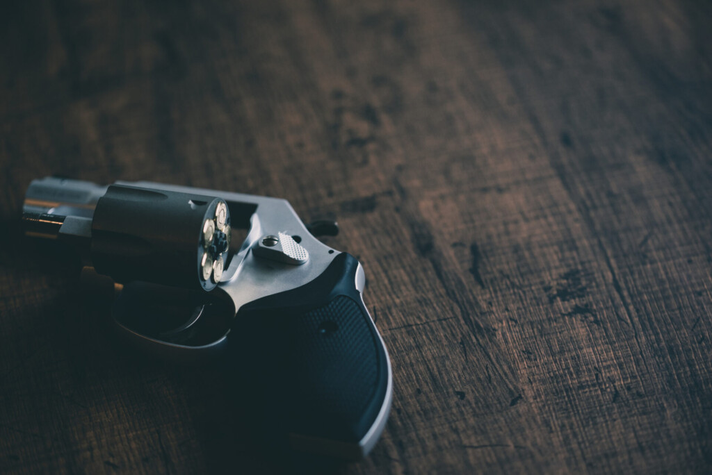 リボルバー 画像3