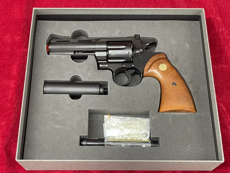 タナカワークス コルトパイソン ガスガン 冴羽獠モデル 内箱