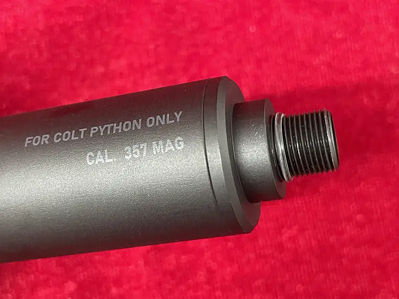 タナカワークス コルトパイソン ガスガン 冴羽獠モデル サイレンサーネジ部