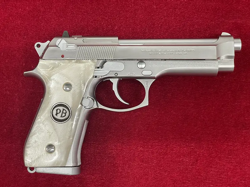 ウエスタンアームズ ガスブローバック ベレッタM92FS INOX 右側面