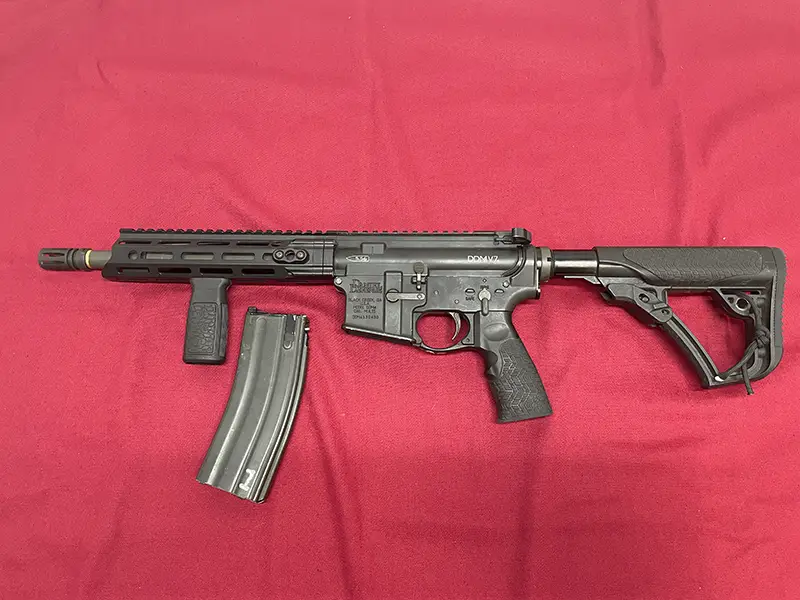 GHK ダニエルディフェンスDDM4 V7 左側面