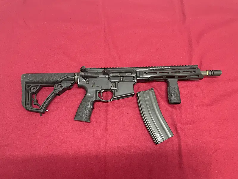 GHK ダニエルディフェンスDDM4 V7 右側面