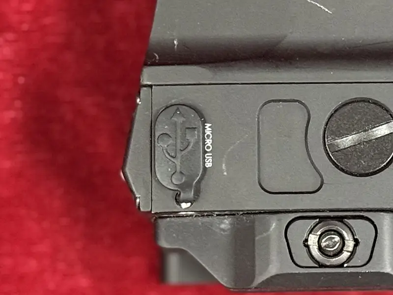 VORTEX UH-1 USBコネクタ