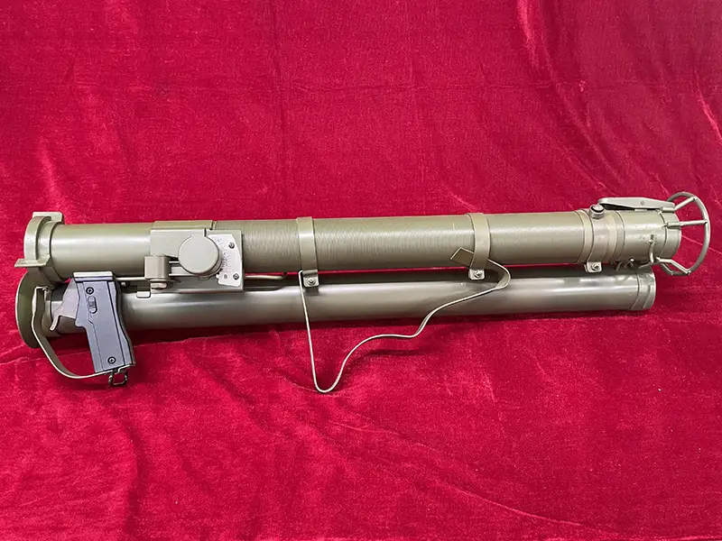 PPS-002 M9A1対戦車バズーカ 携行モード