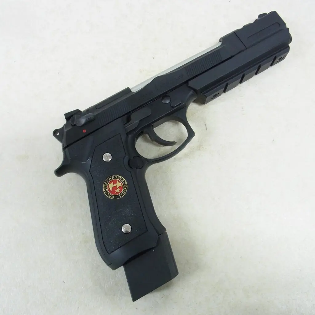 サムライ・エッジ M92F/S.T.A.R.S.カスタム〈バリー・バートン モデル