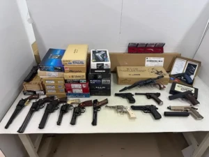 東京マルイ SAA.45、M1851 NAVY、KSC ソードカトラス アイキャッチ