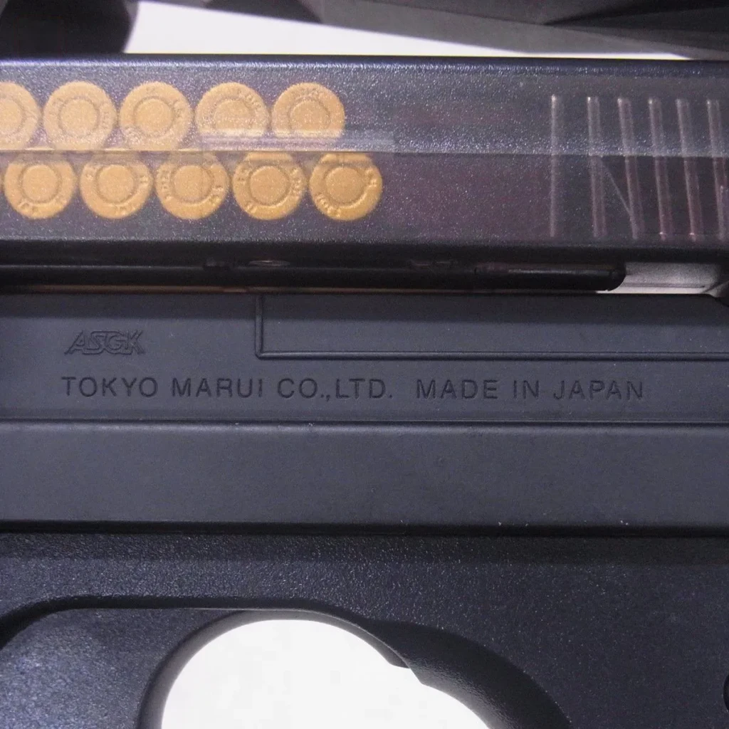 P-90 NEW マガジン 刻印